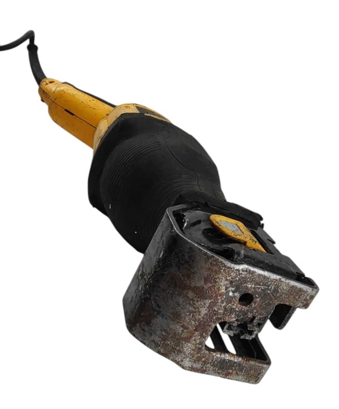 Piła szablasta DeWalt DWE305-QS 1100W