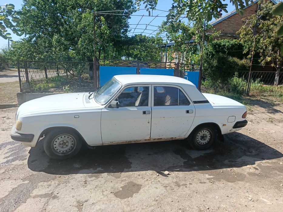 Продам волгу3110