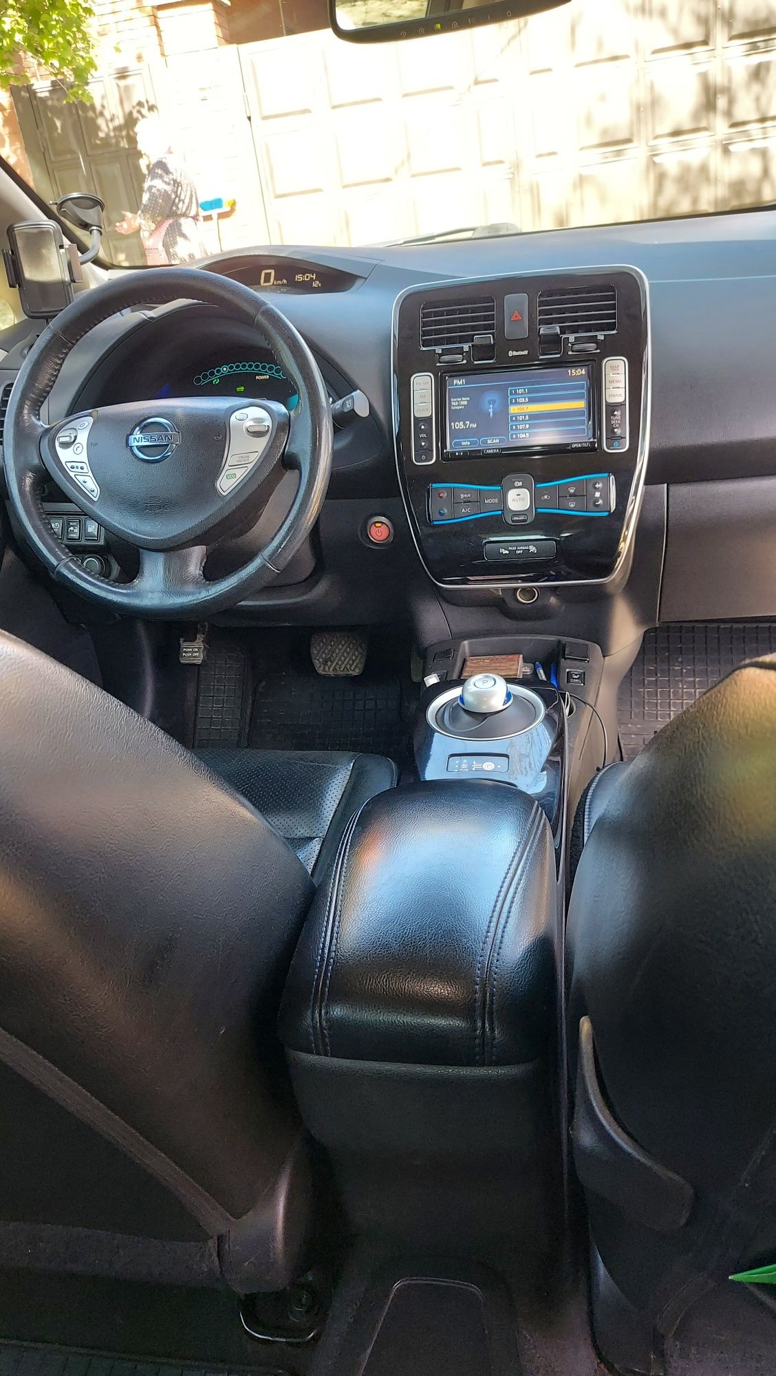 Продам Nissan Leaf 2014 +Webasto