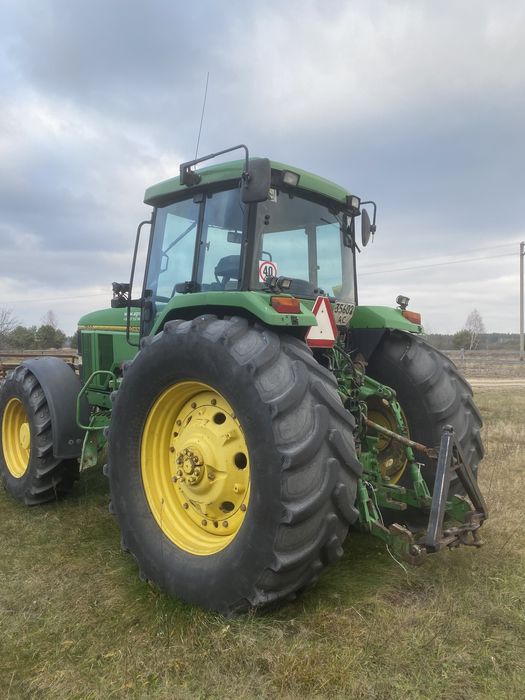 Трактор John Deere 7800