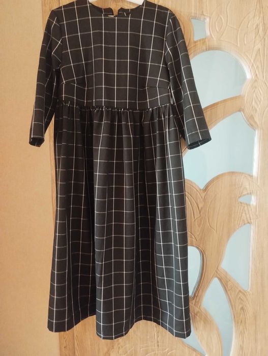 Плаття повсякденне і нарядні