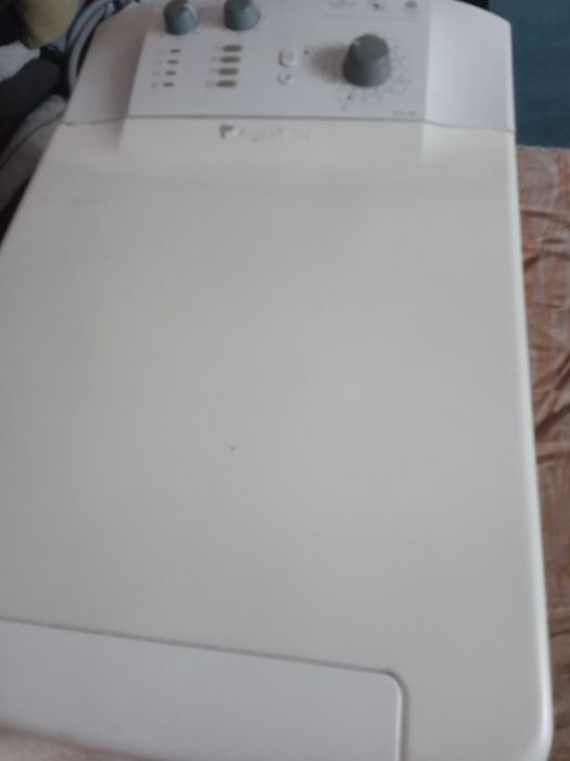 Продам стирмаш аристон