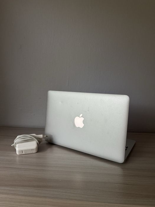 !!okazja!! Mcbook air intel core i5 4 gb ram a1370