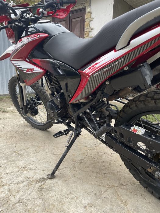 Продам мотоцикл форте 200