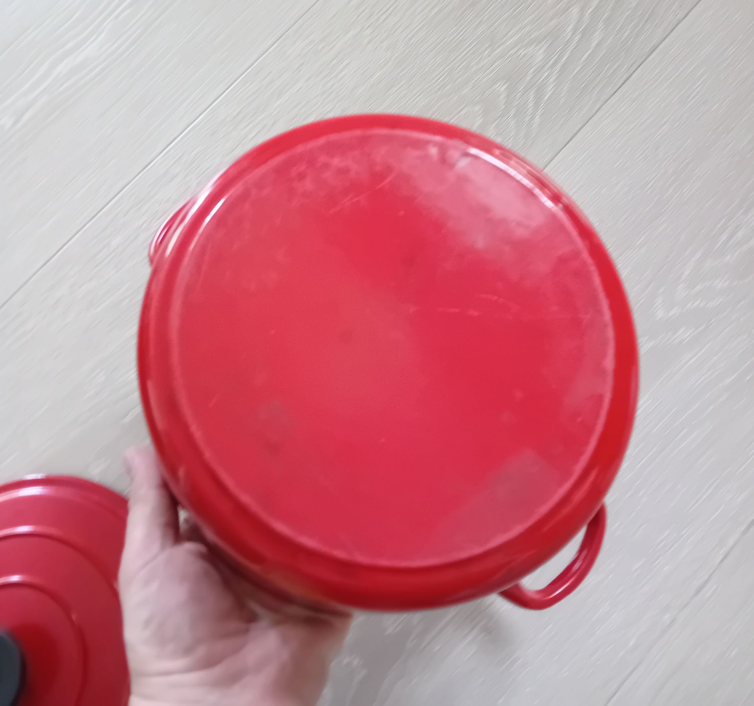 Garnek żeliwny emaliowany 2,5L BDB- do gotowania i pieczenia