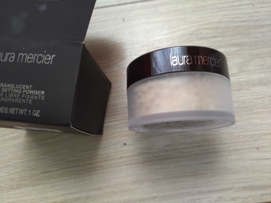 Laura Mercier nowy 29gram puder