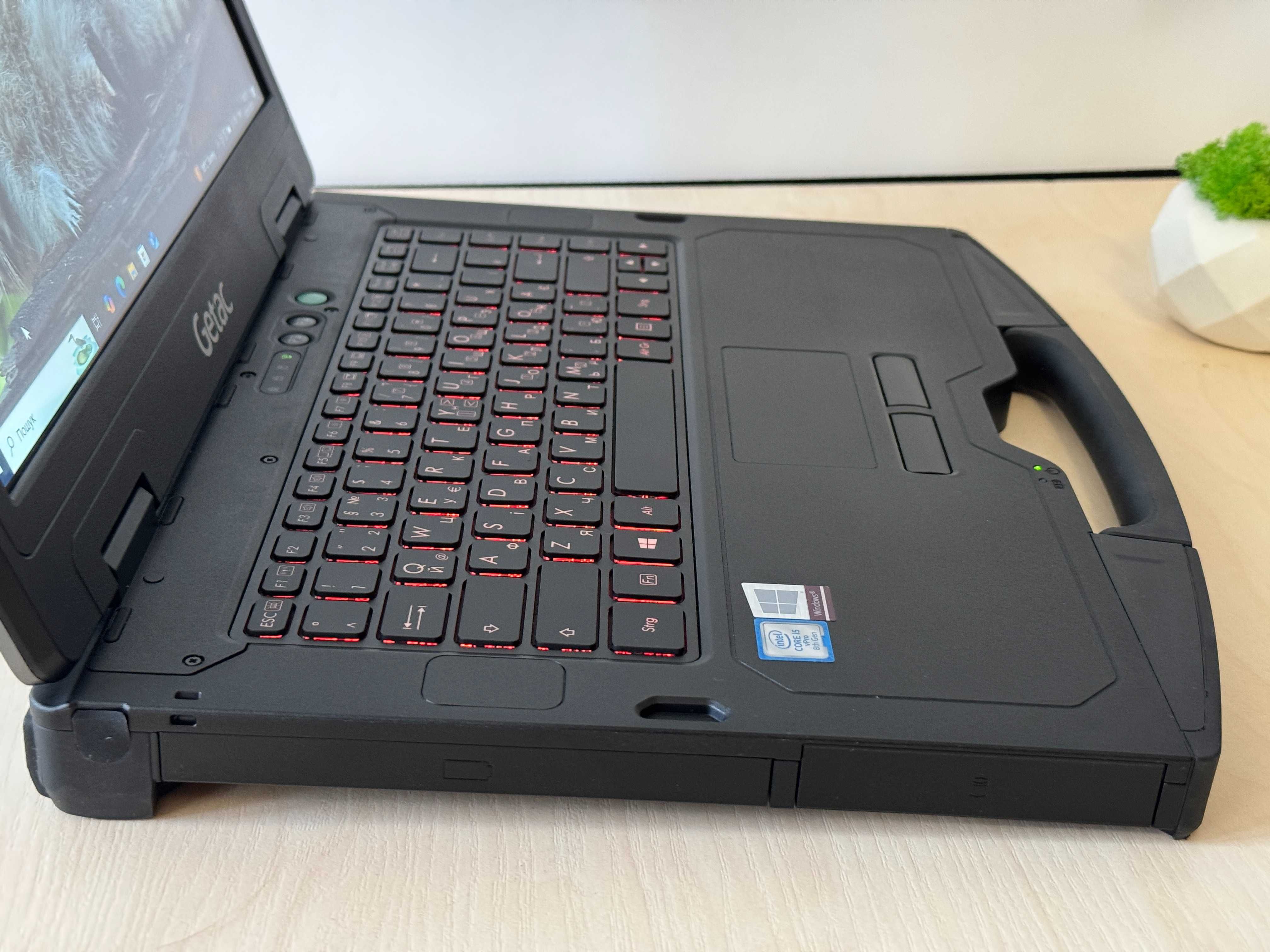 ЯК НОВИЙ З ВІТРИНИ Getac S410 G3 - i5-8365U/32/1 TB ssd/FHD IPS/2 бат