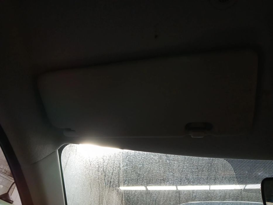 Pála de sol esquerda DACIA Spring