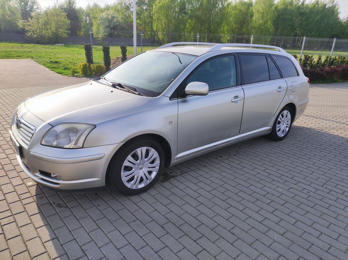 Toyota Avensis T25