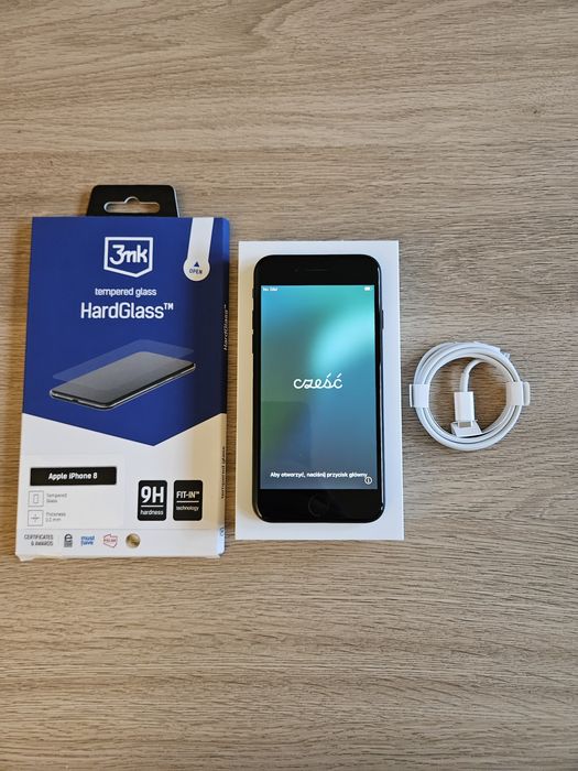 *JAK NOWY* Iphone SE3 (2022) 64 Gb - 99% Baterii! + Szkło