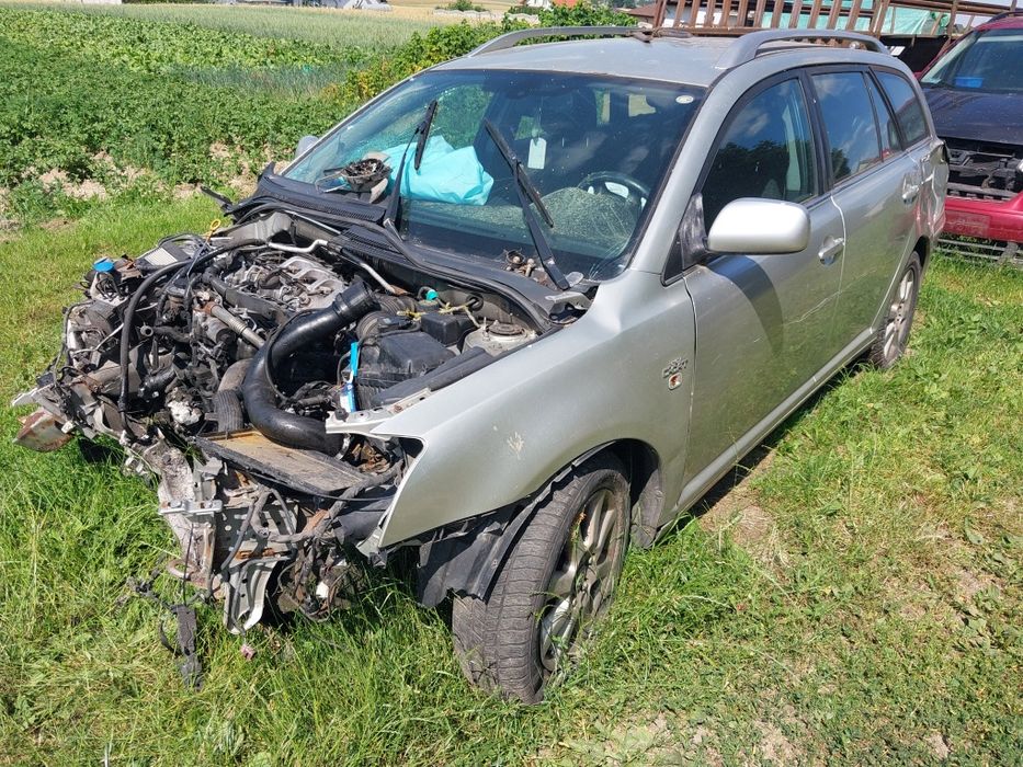 Części toyota avensis t25 2.2 dcat silnik drzwi klapa szyba lusterko