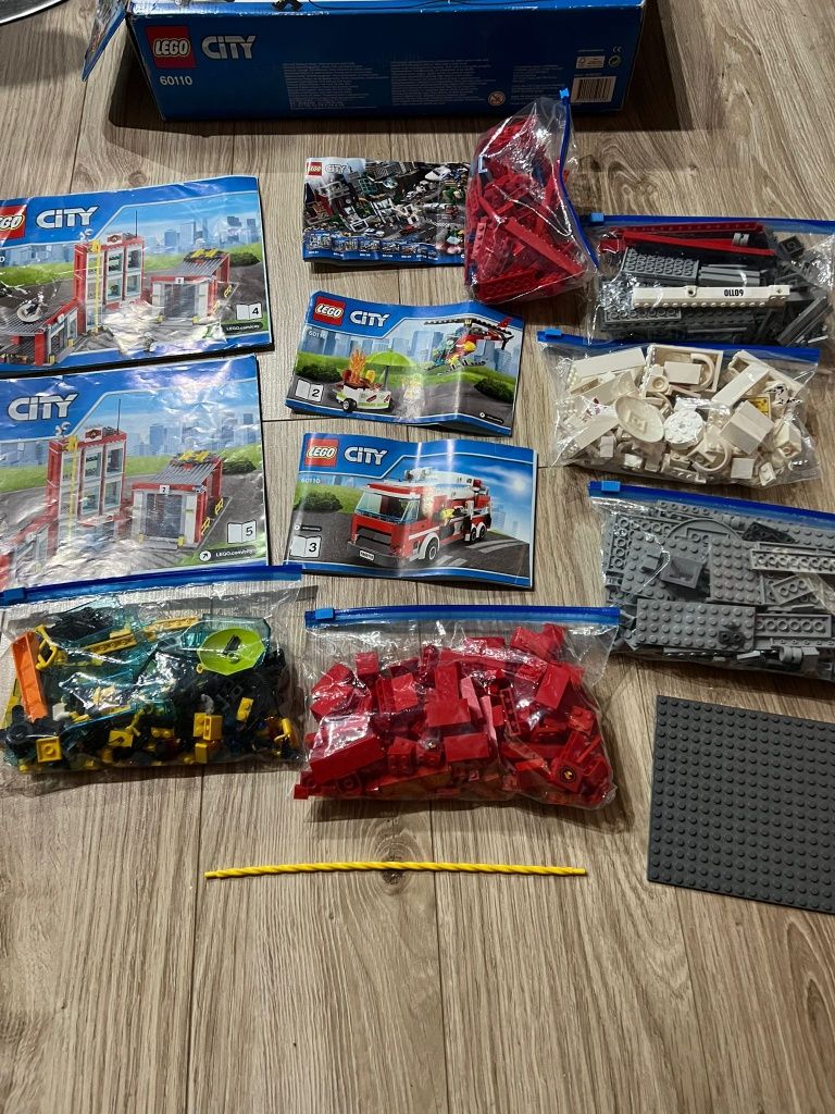 Klocki LEGO city remiza strażacka