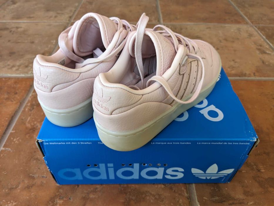 Sapatilhas Adidas Rivalry Lux Low - Ivory/Marfim
