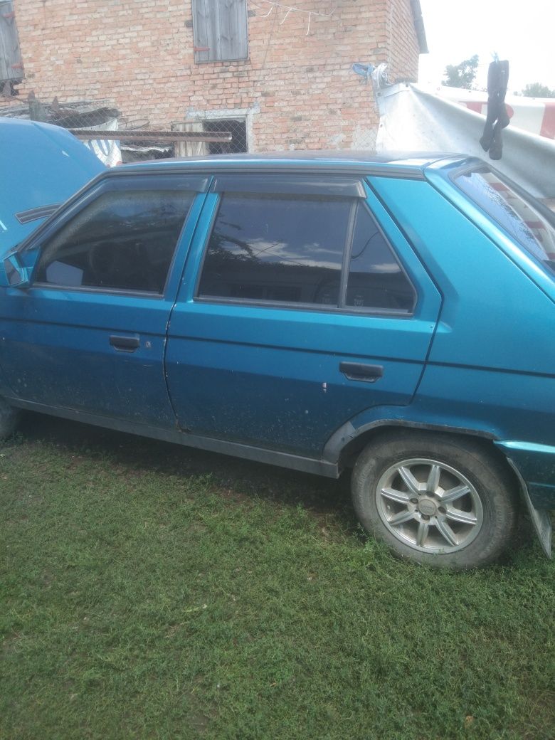 Продам Шкода Фаворіт