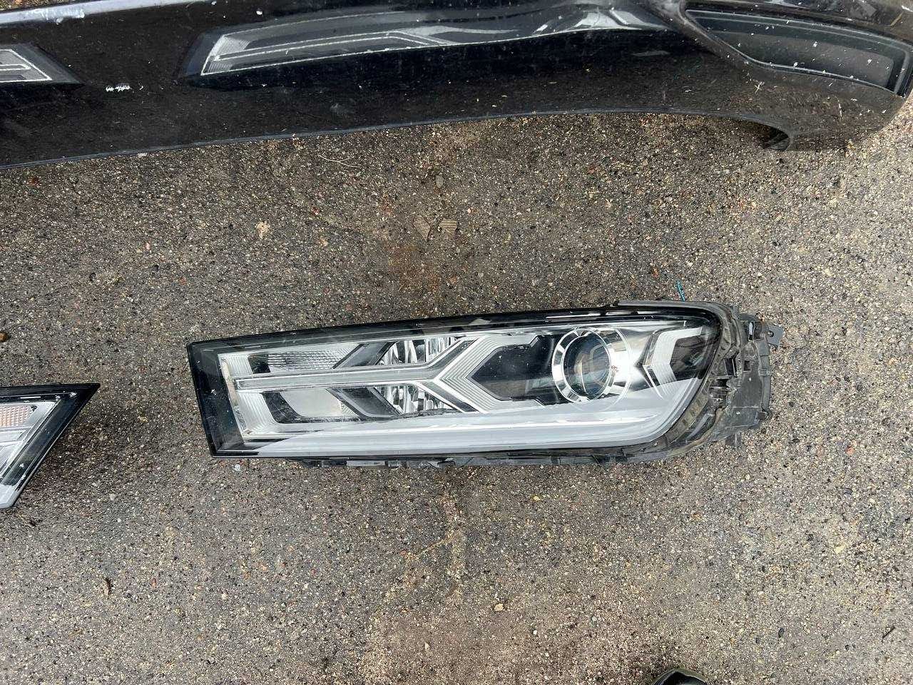 Бампер Audi Q7 4M0 Фара Бампер Ку7 Фари 4М0 Ку 7 Решітка Audi Оптика