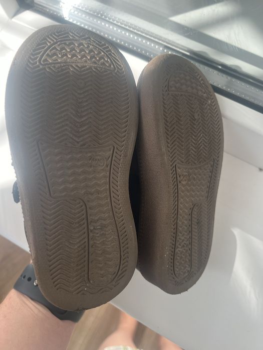 Дитячі кросівки