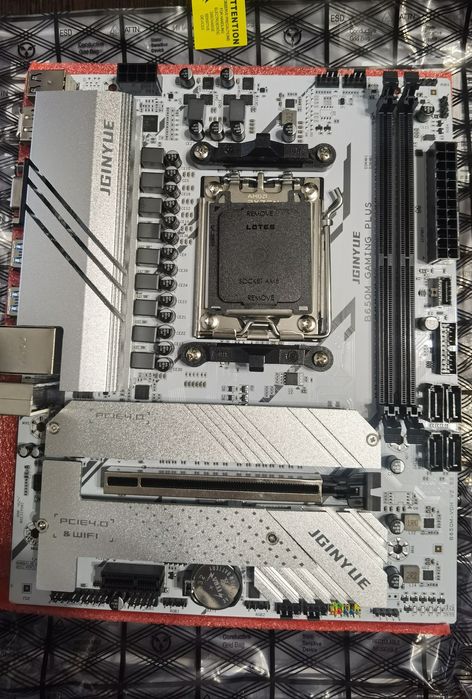 Материнська плата JGINYUE B650M GAMING PLUS