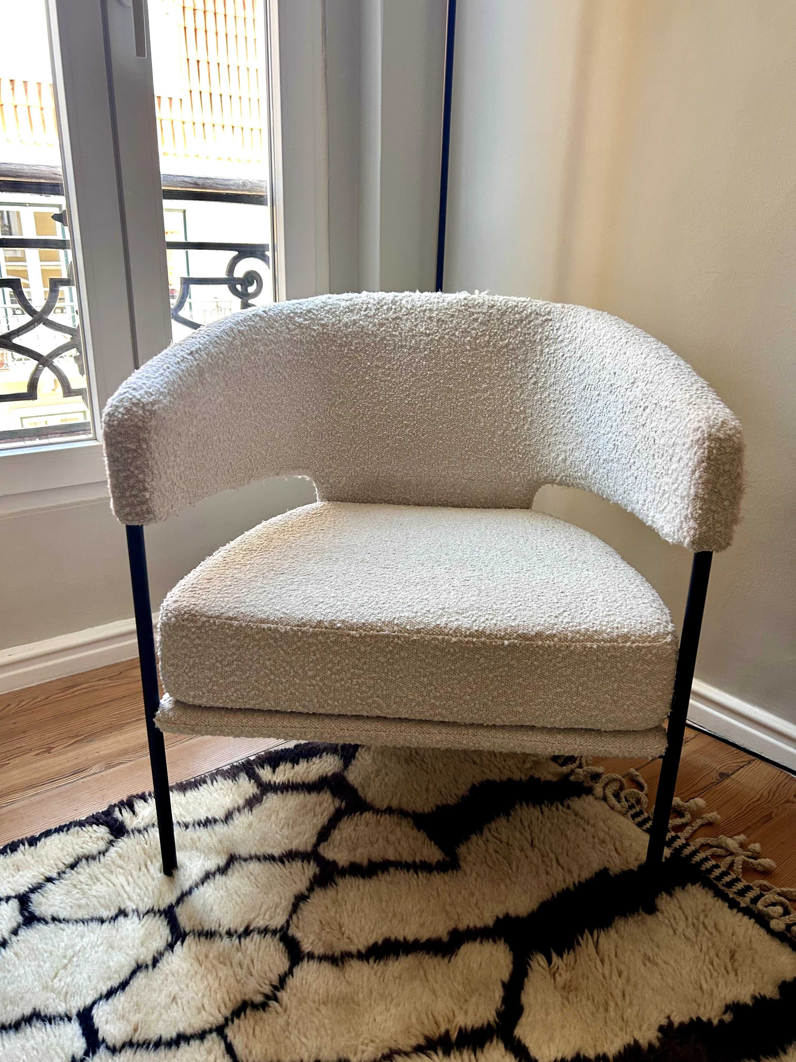 Cadeirão poltrona bouclé / boucle armchair
