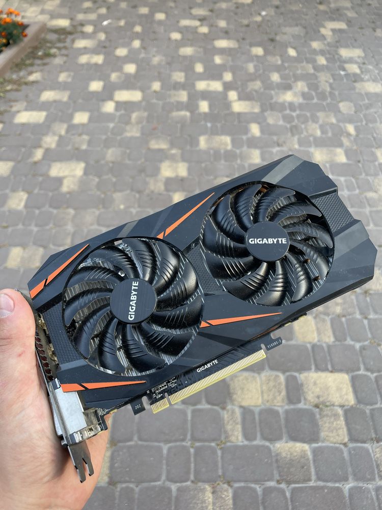 Відеокарта GIGABYTE GTX 1060 3/6GB WINDFORCE OC гарантія!