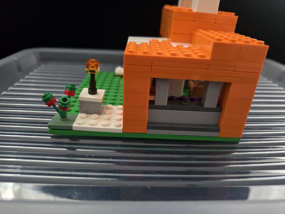Lego minecraft 21178 - Siedlisko lisów