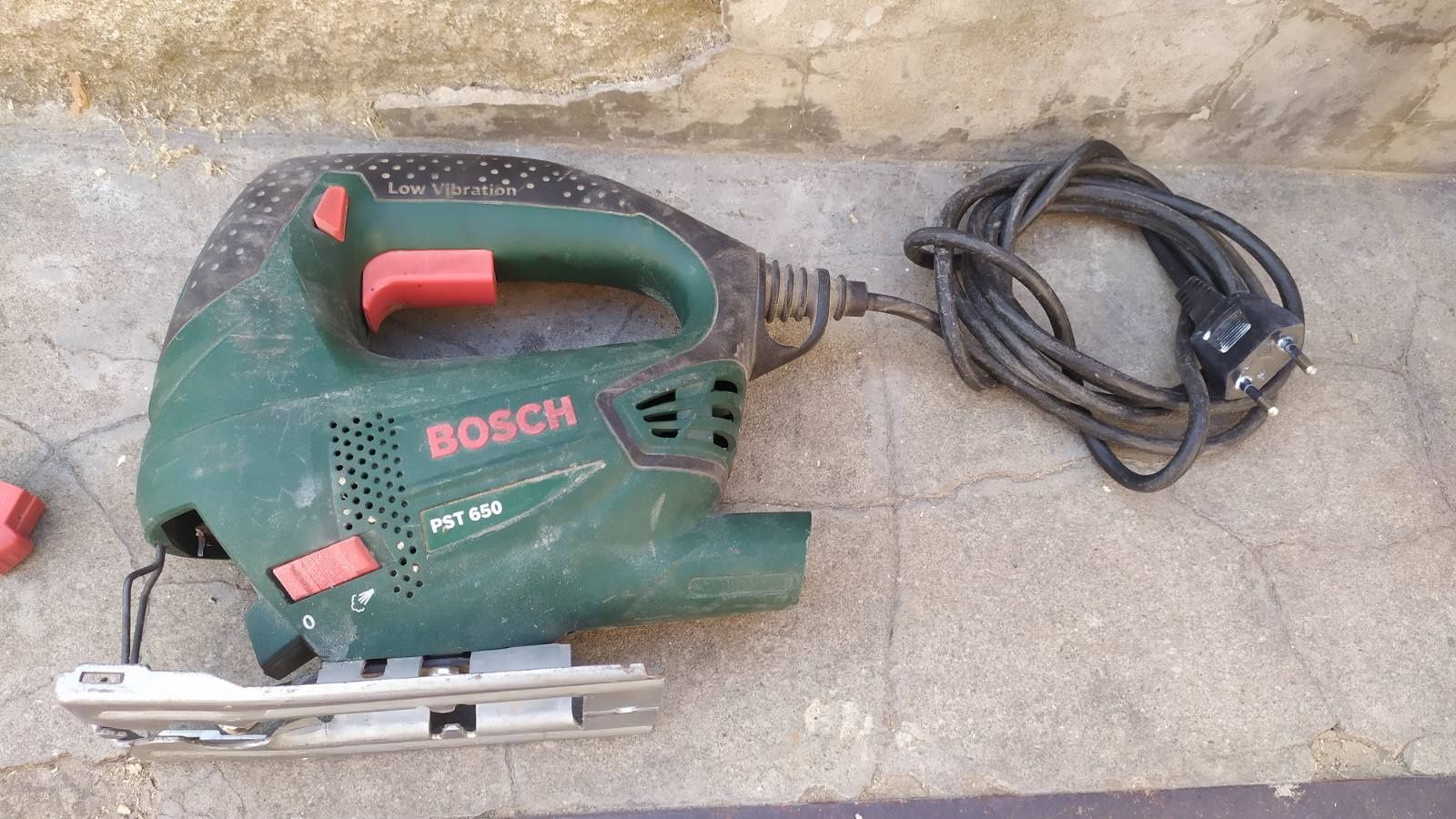 Лобзік BOSCH PST-650