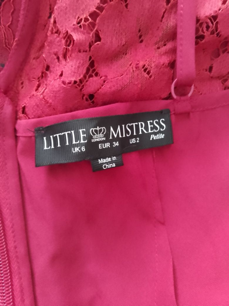Бордовое гипюр платье на выпускной.  Бренд Little and Mistress. EUR 34