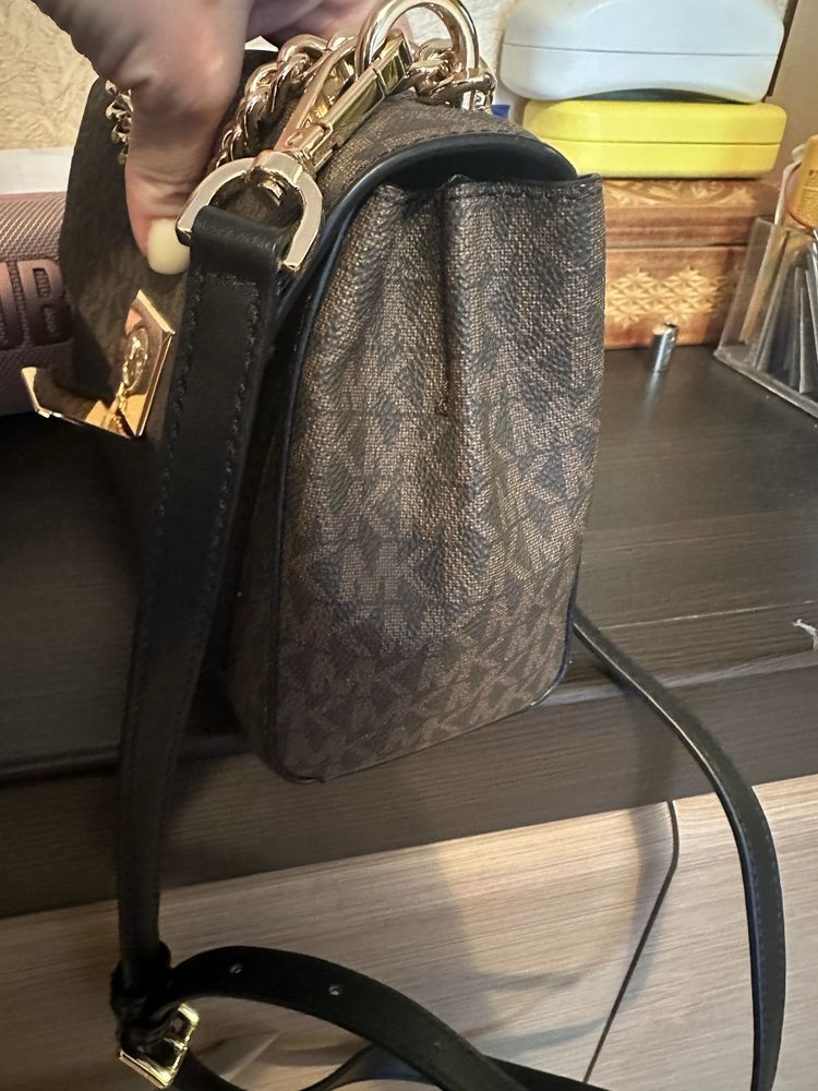 Жіноча сумка Michael Kors
