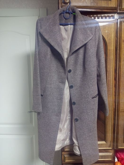 Пальто дуже стильне