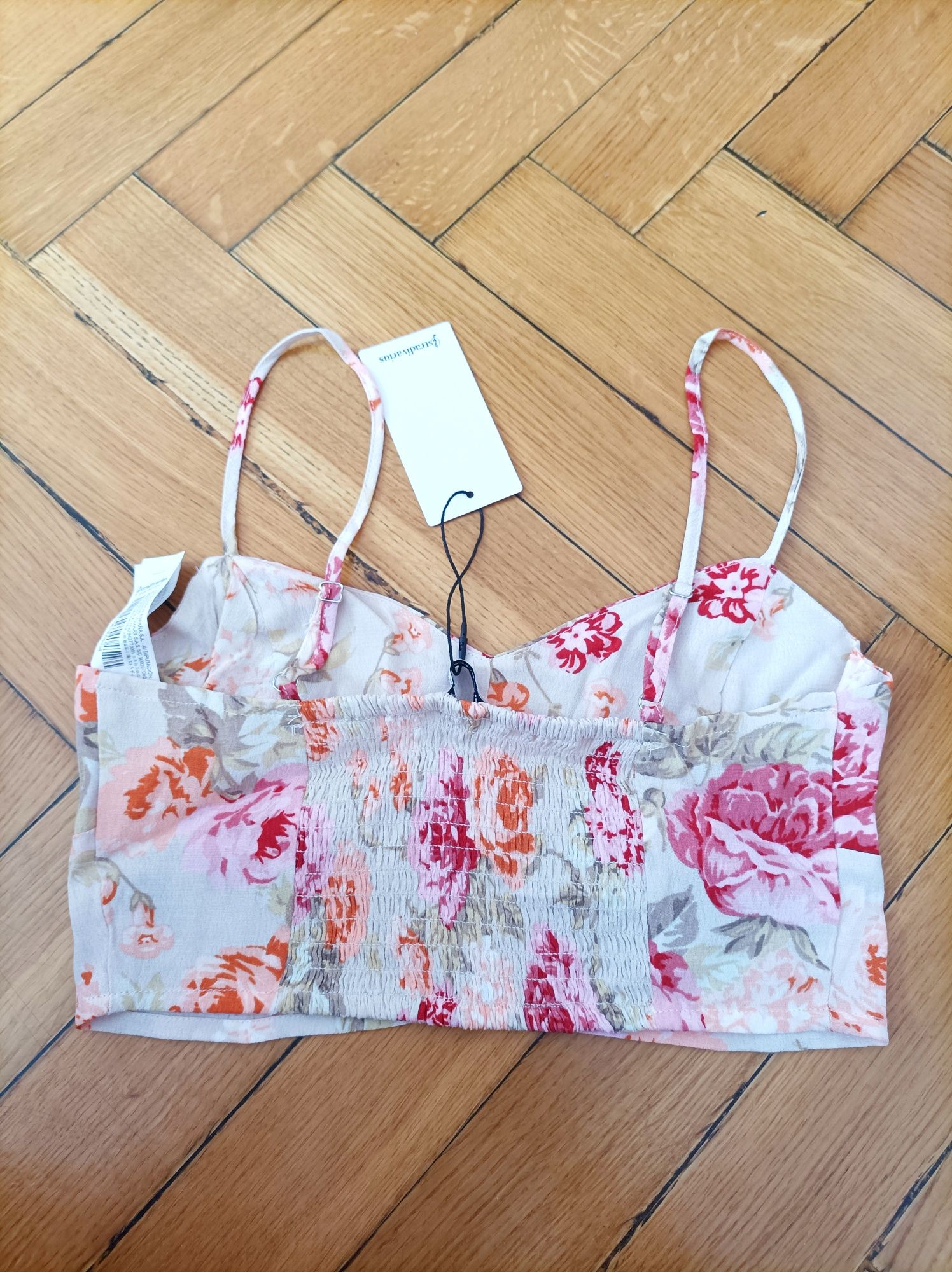 Nowy z metką crop top Stradivarius bralet braletka w kwiaty kwiatki