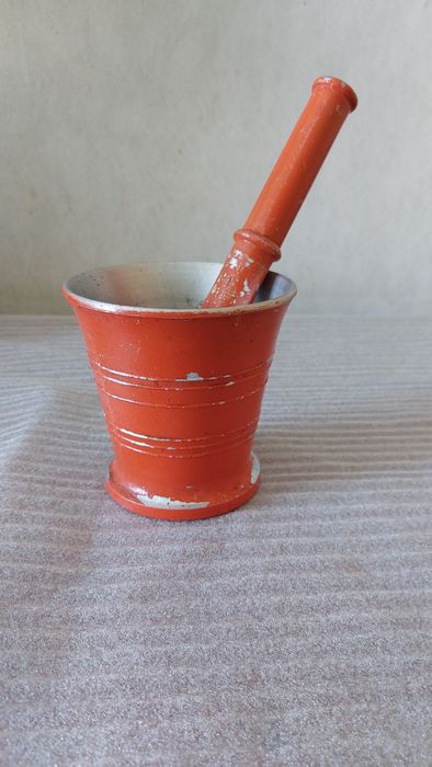 Ступка алюминиевая с пестиком в идеальном состоянии