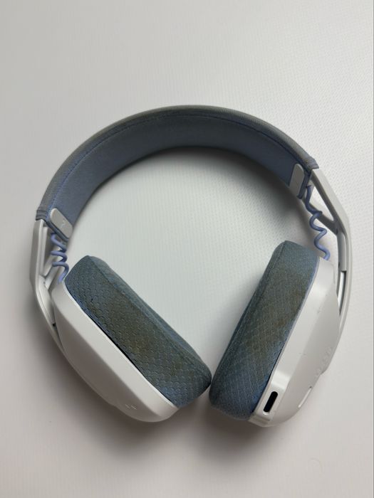 Наушники Logitech G435