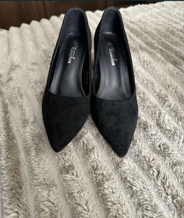 Туфлі замш 38 розмір