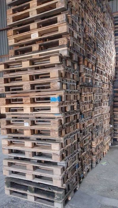 Закуповуємо дерев’яні піддони!