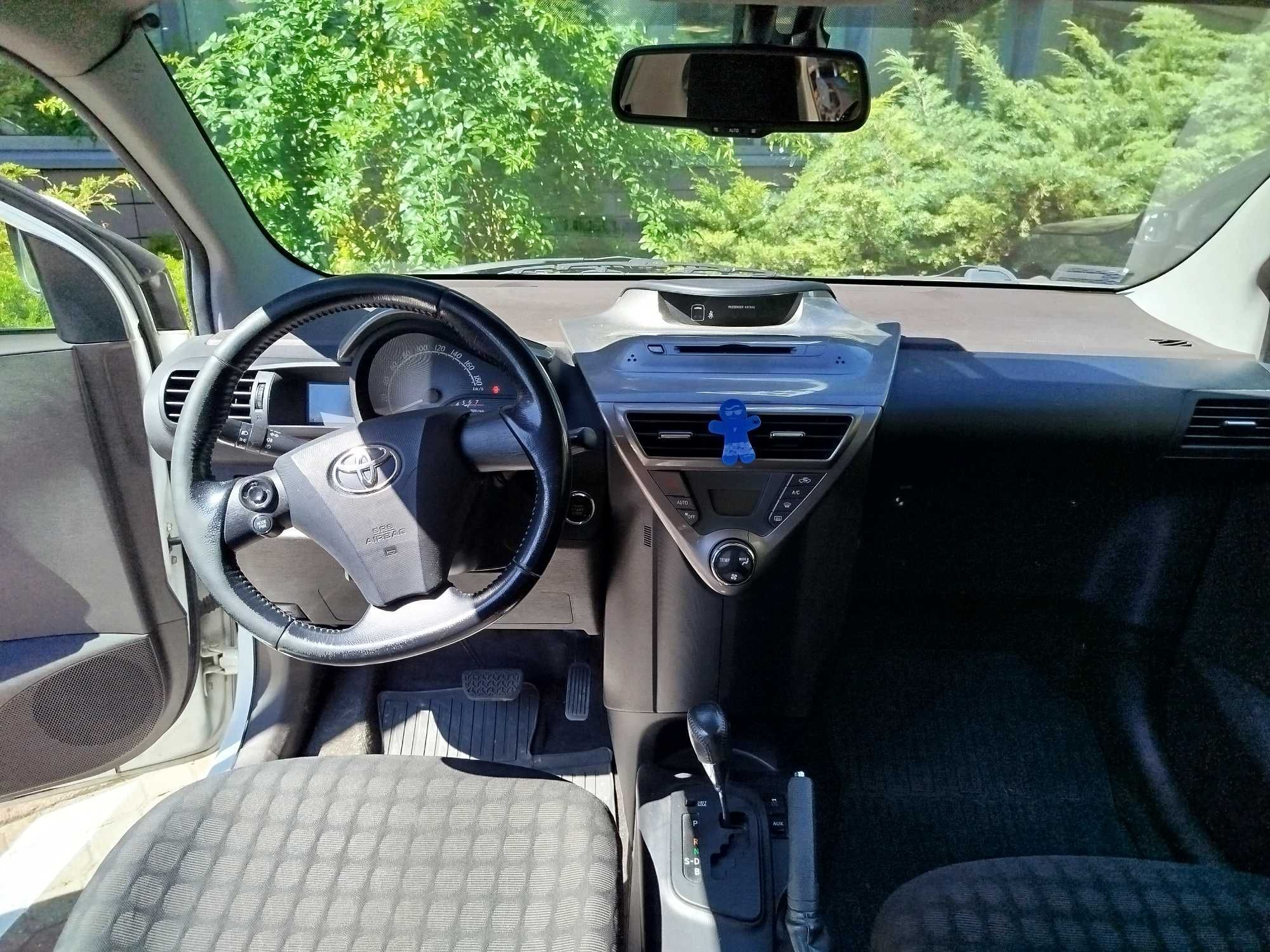 Toyota IQ - automat - fajne miejskie auto