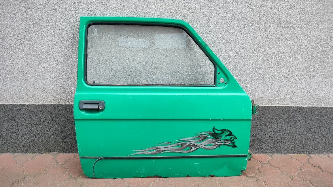 Drzwi prawe pasażer fiat 126p FL