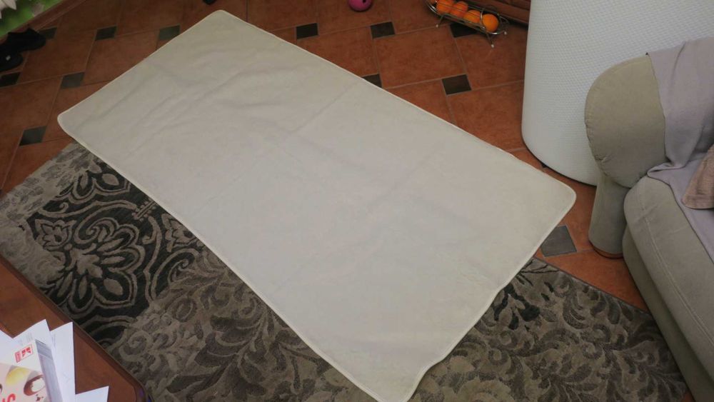 Prześcieradło wełniane Merediso 90x200cm