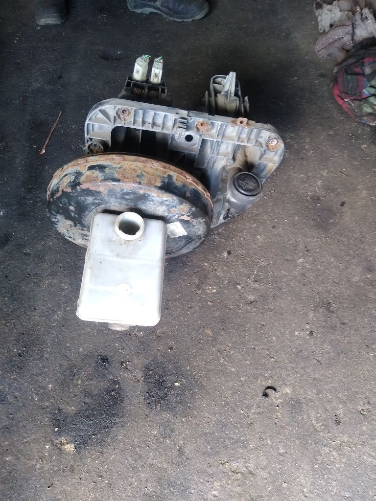Serwo pompa hamulcowa pedały pompka Iveco daily III oryg 2.3hpi 06-14r