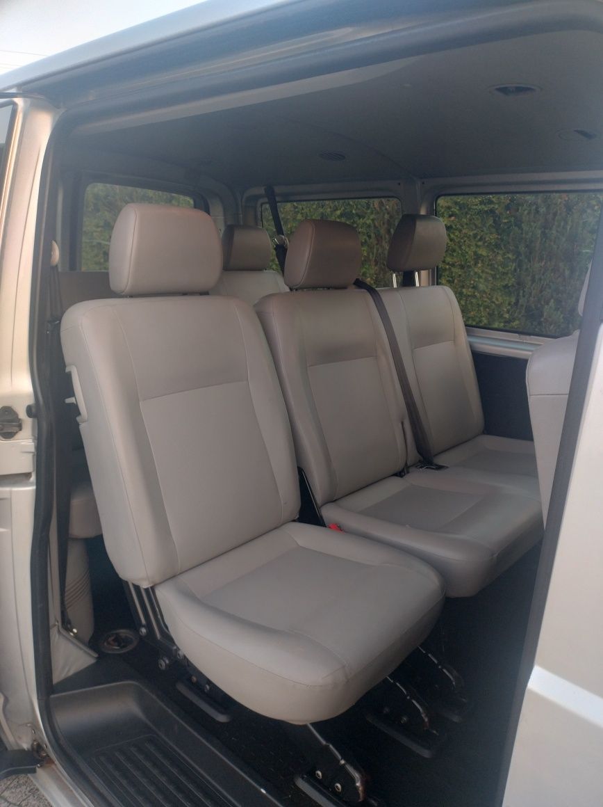 VW t5 Caravelle Transporter 9 osobowy
