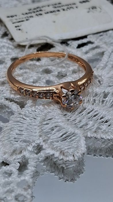 Золота каблучка 585