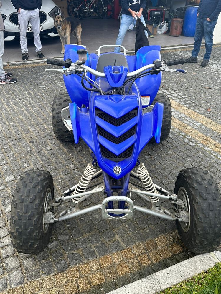 Yamaha raptor 660r