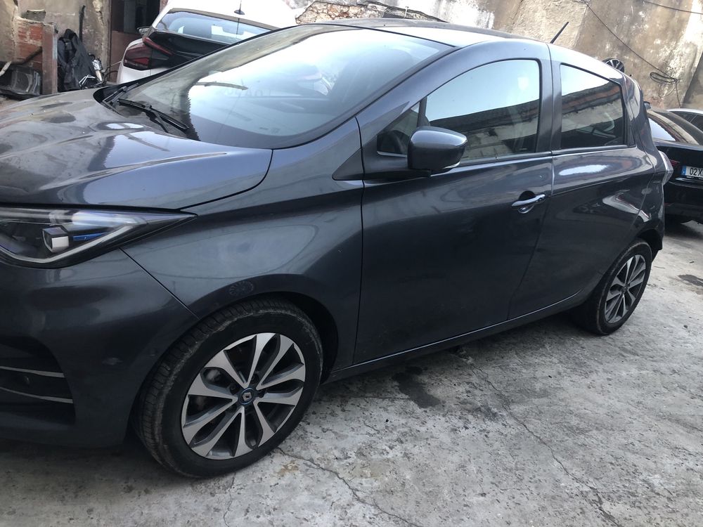 Renault zoe 50 baterie propries 40 mil km