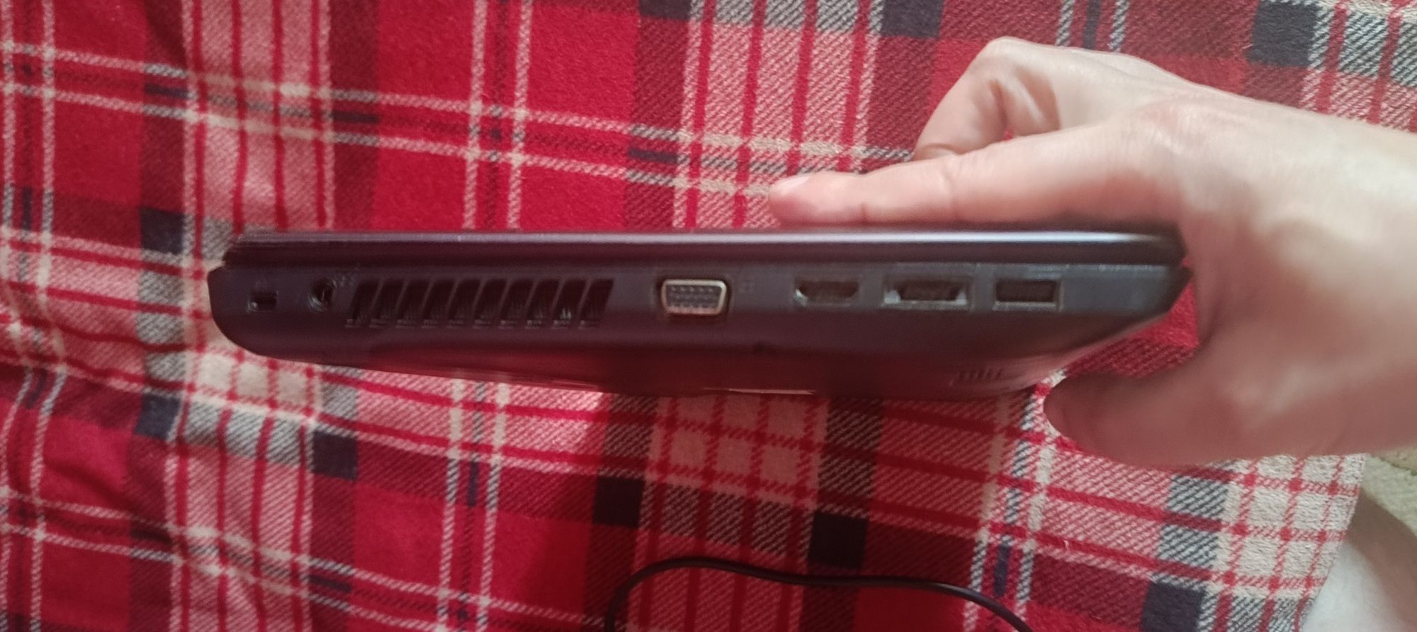 Lenovo Z570 Core i3, Nvidia GT630m (20095)