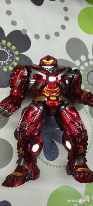 Figurka Iron Man Hulkbuster Marvel