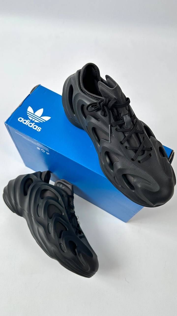 Adidas adifom q кросівки взуття адідас  yeezy ізіки буст чорні піна