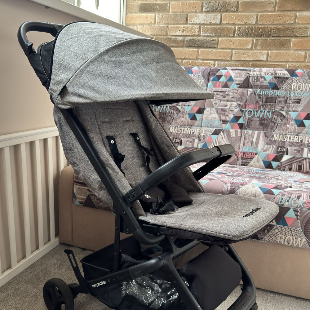 Прогулянкова коляска Easywalker Miley Granite Grey