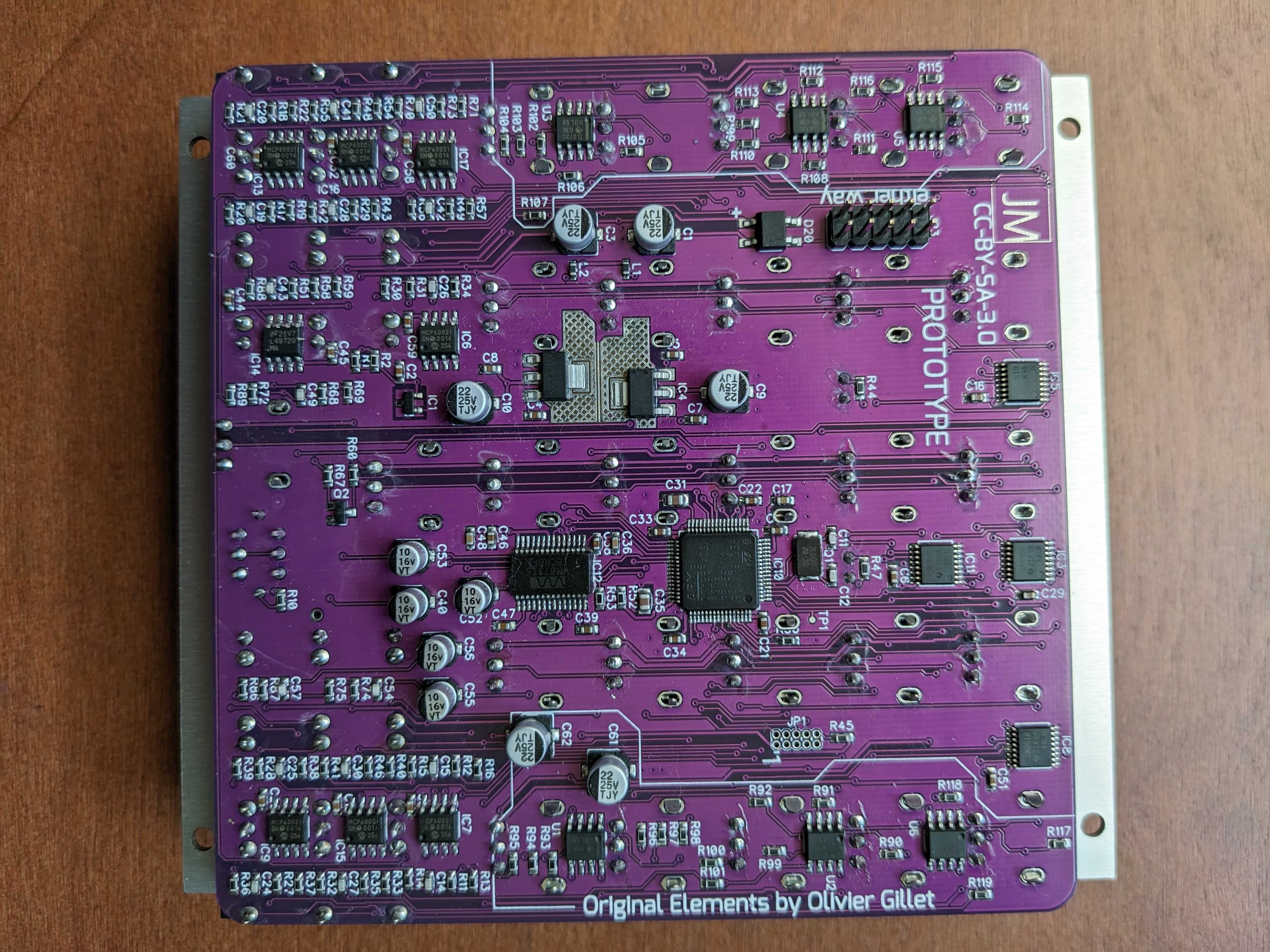 Quarks Mutable Elements eurorack moduł