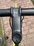 Mostek Canyon V13 90 mm + Kierownica Canyon H16 AL Aero 390 mm