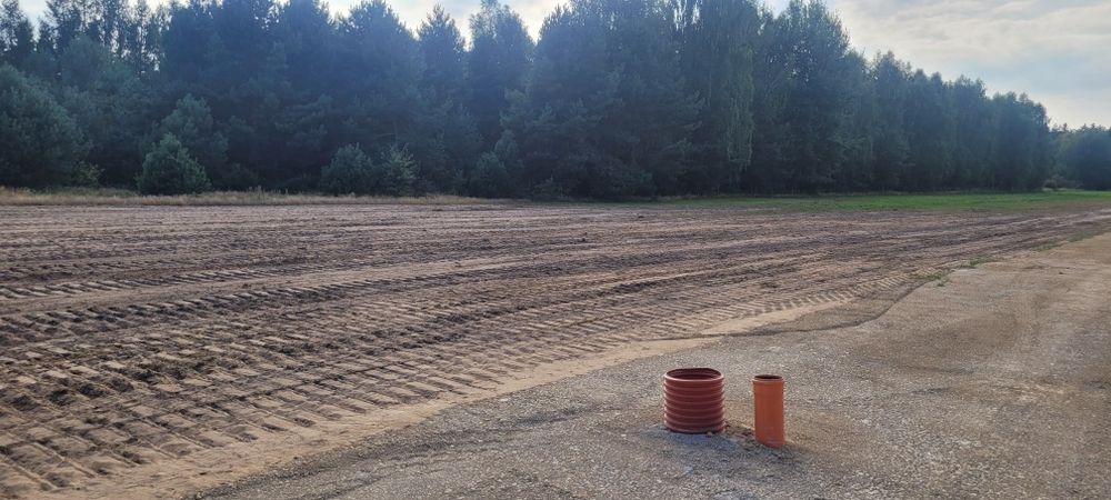 Działka uzbrojona z decyzją zabudowy w Lipiu k Starachowic