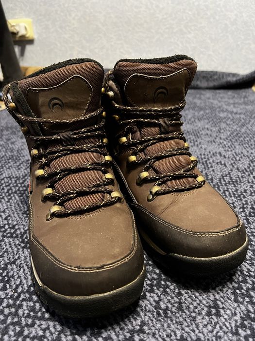 Зимние ботинки