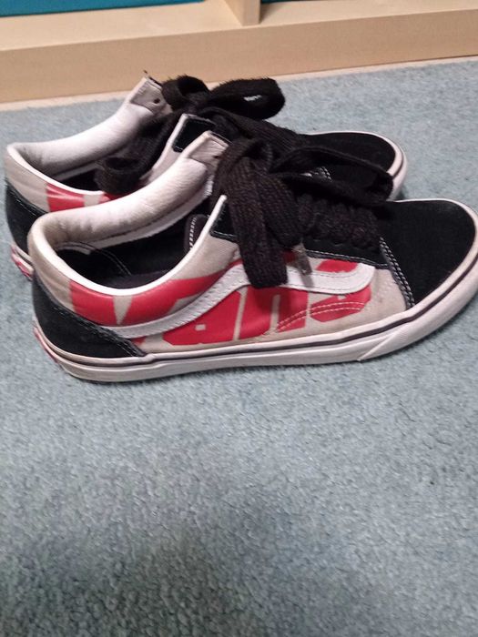 Ténis Marca Vans